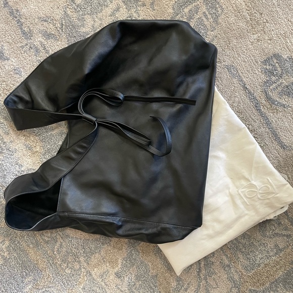 Black Leather Reformation Oversized Vittoria Tote Bag - Picture 5 of 9